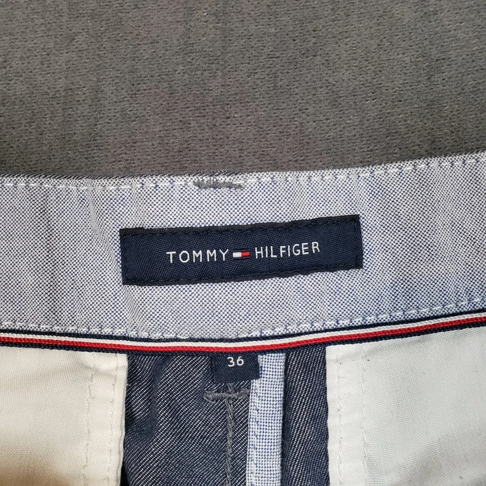Tommy Hilfiger Chino Shorts Mens 36 Blue Chambray Cotton‎ Flat Front Casual